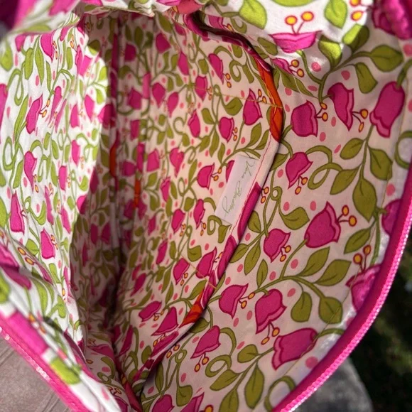 Vera Bradley Lilli Bell Crossbody - Picture 7 of 10